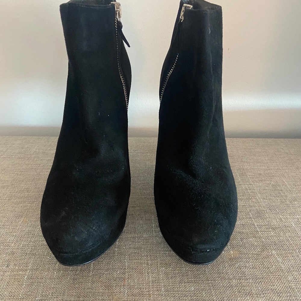Stuart Weitzman black suede platform  bootie.  Size 7
